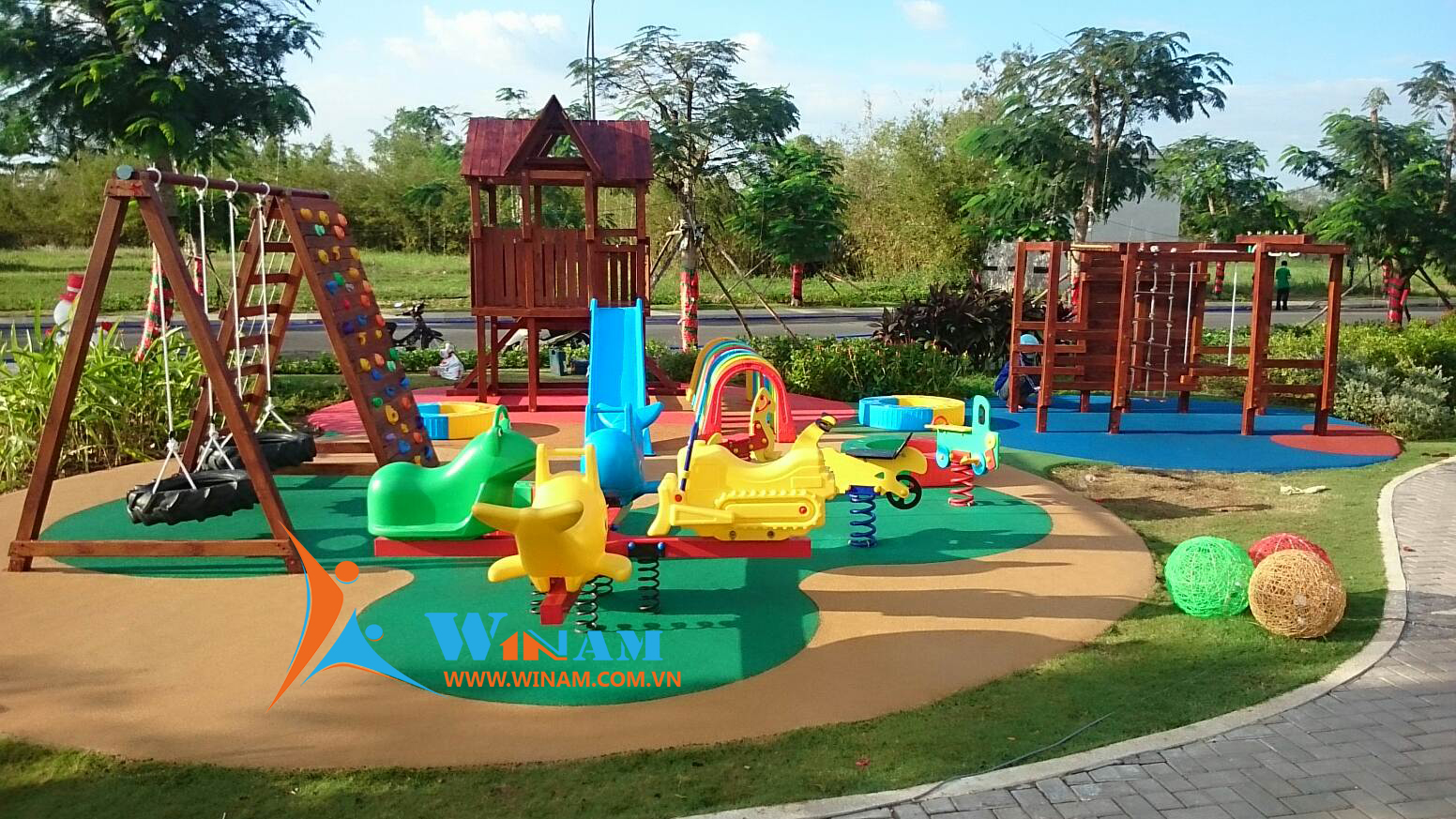 thiết kế sân chơi mầm non