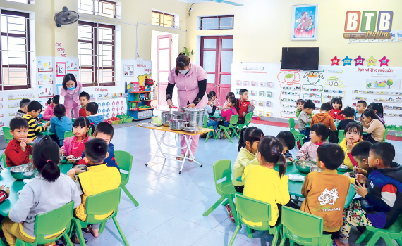 Thiết kế nội thất nhà ăn trường mầm non có đặc điểm gì cần lưu ý?