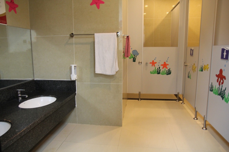 ti&ecirc;u chuẩn nh&agrave; vệ sinh trường học mầm non